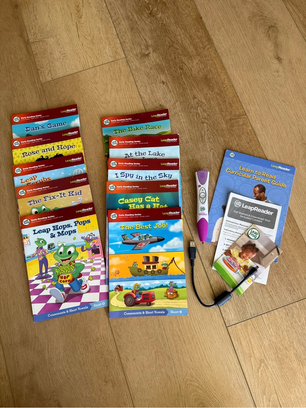 LeapReader Early Learning Reading Set with Purple Stylus and Storybooks